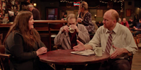 Horace and Pete 1.01