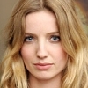 Annabelle Wallis