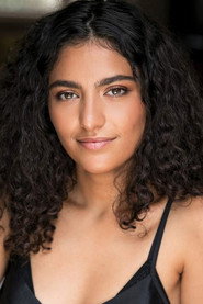 Roxie Mohebbi 
