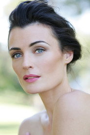 Lyne Renée