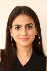Aksha Pardasany 