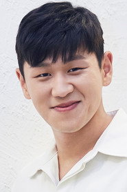 Kang Hong-suk 