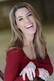 Tomi Lavinder 