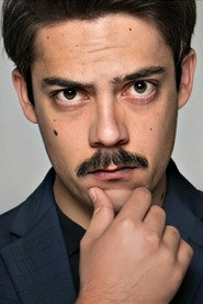 Roberto Flores 
