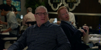 Modern Family 8.21