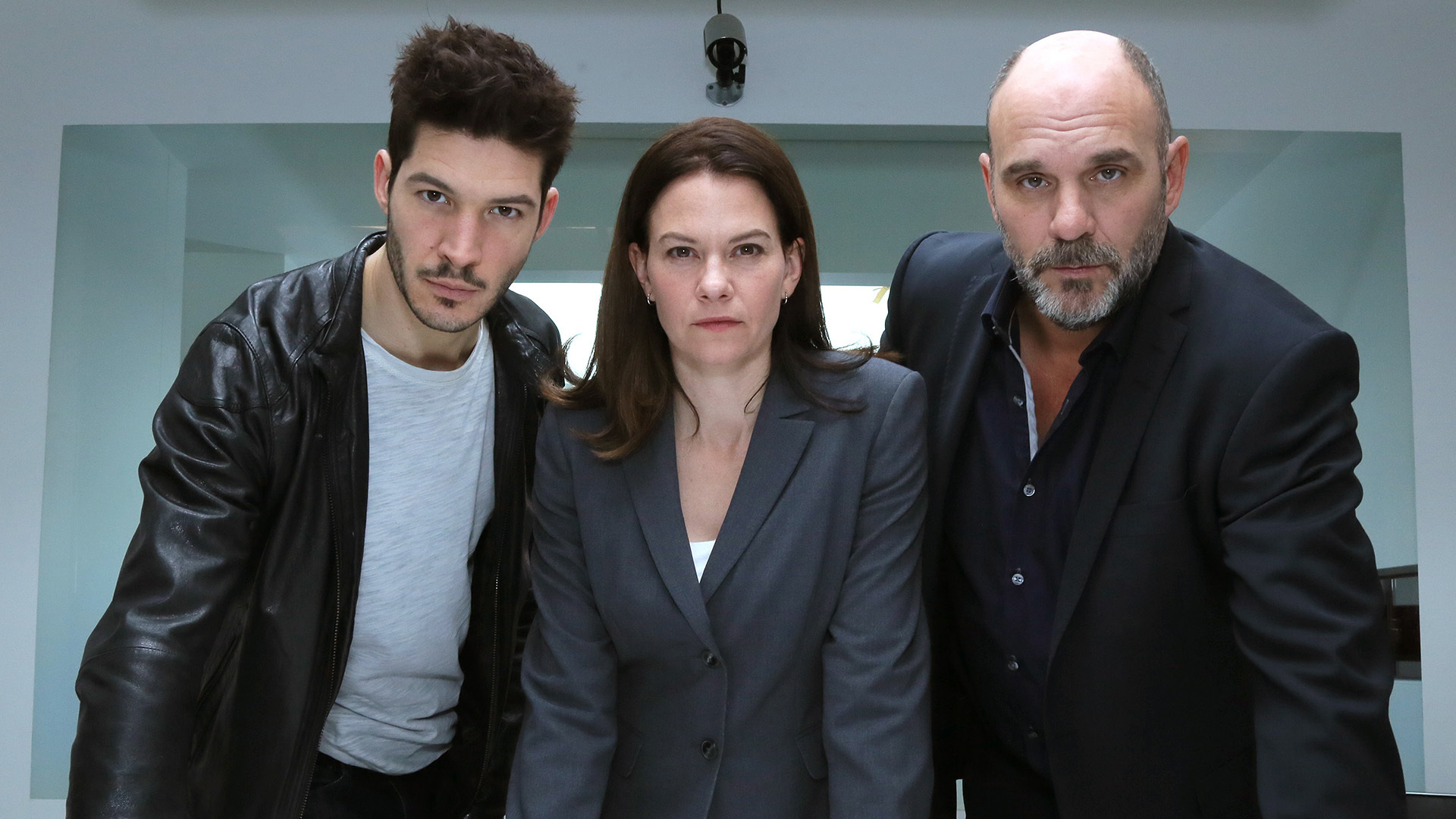 Serie Mensonge Saison 1 Mensonges saison 1 épisode 02 : Secrets de famille - Spin-off.fr